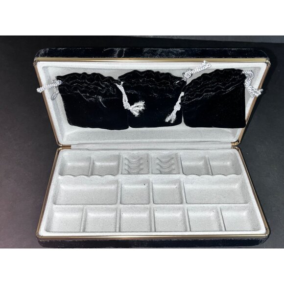 Vintage Black Velvet Jewelry Storage Box 16 Sections & 3 Drawstring Pouches - Picture 5 of 8